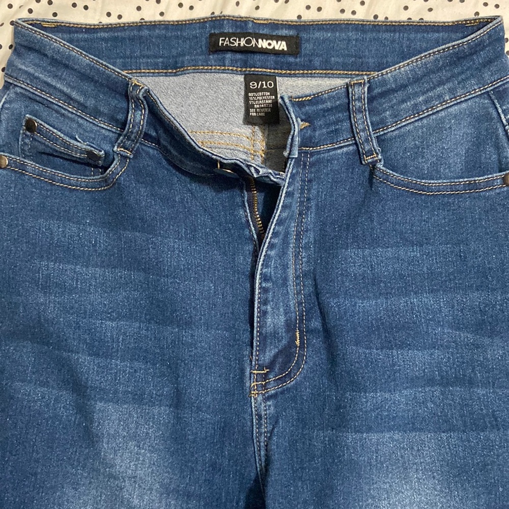 Fashion nova never wore jeans